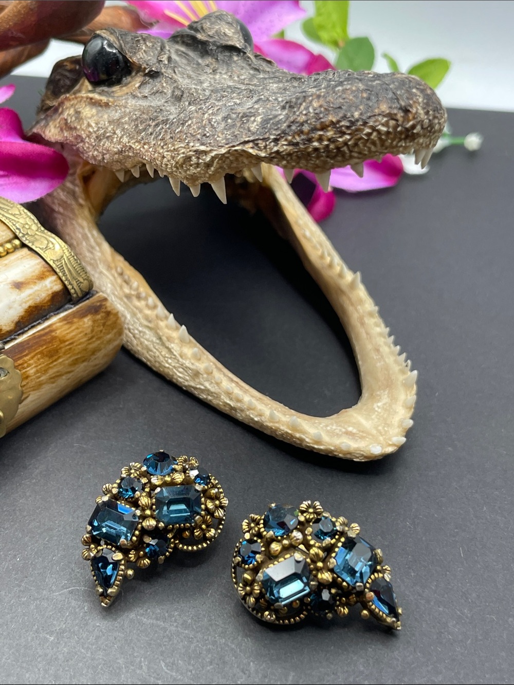 Hollycraft blue rhinestone floral clips vintage